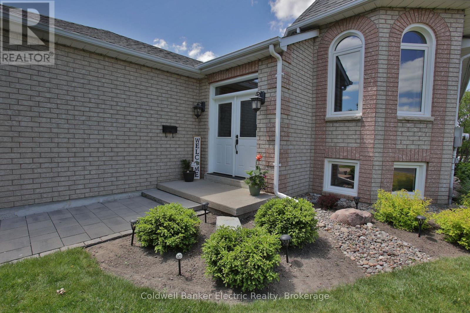 1338 Wildark Drive, Peterborough (Monaghan Ward 2), Ontario  K9K 2J4 - Photo 3 - X13428334