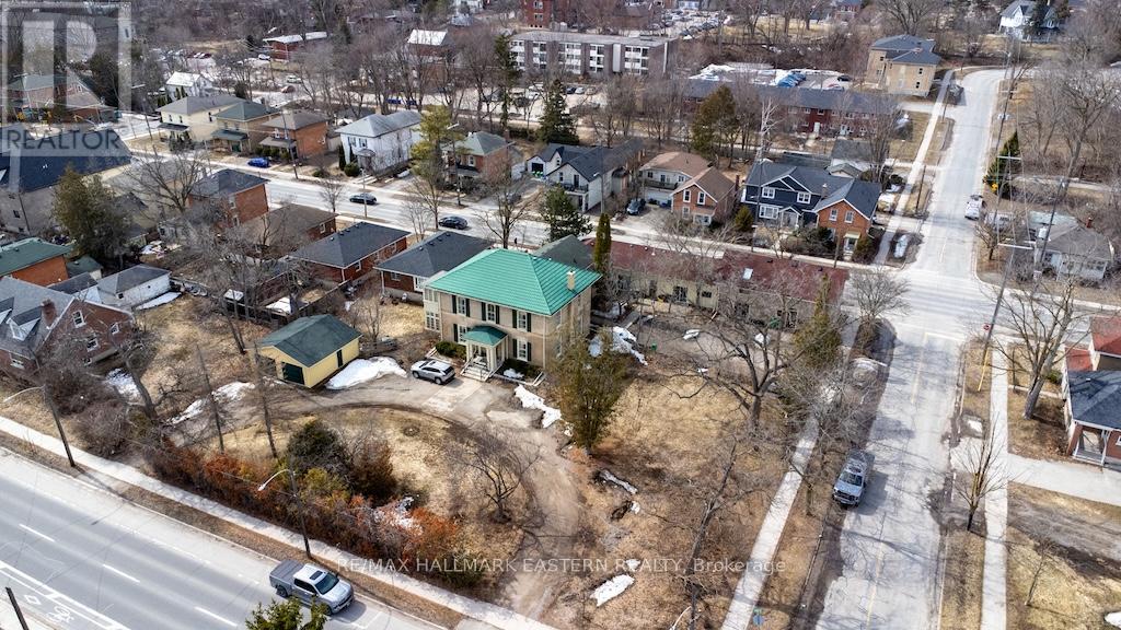 813 Water Street, Peterborough (Northcrest Ward 5), Ontario  K9H 3N7 - Photo 4 - X13428484