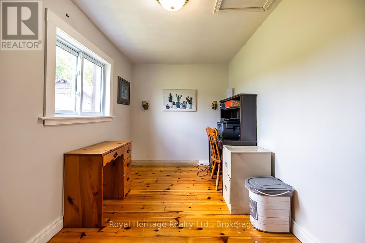 303 Four Points Road, Kawartha Lakes (Verulam), Ontario  K0L 1M0 - Photo 11 - X13429270