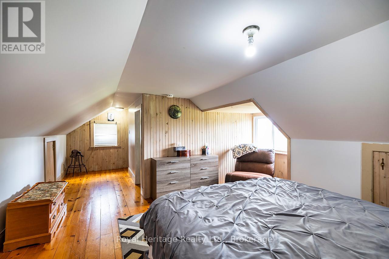 303 Four Points Road, Kawartha Lakes (Verulam), Ontario  K0L 1M0 - Photo 18 - X13429270