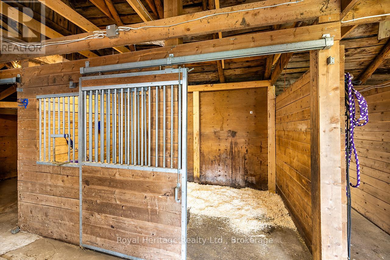 303 Four Points Road, Kawartha Lakes (Verulam), Ontario  K0L 1M0 - Photo 31 - X13429270
