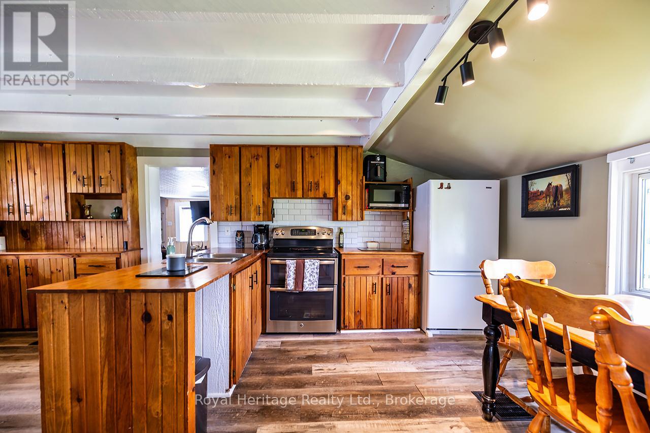 303 Four Points Road, Kawartha Lakes (Verulam), Ontario  K0L 1M0 - Photo 8 - X13429270
