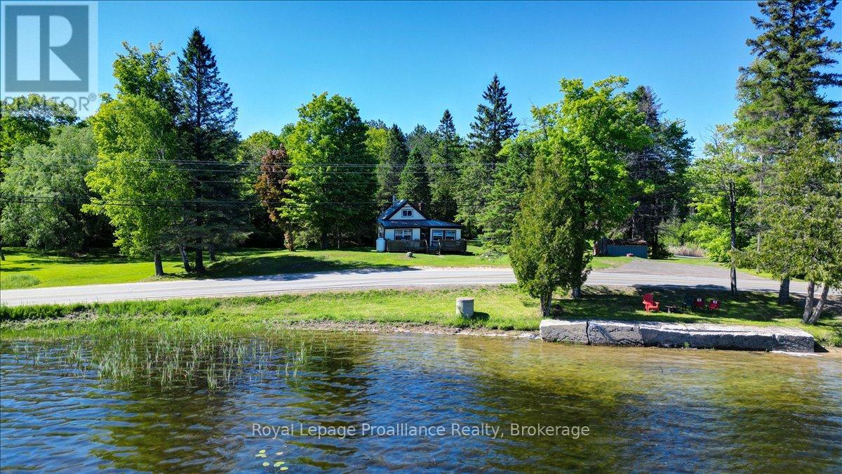 348 STEENBURG LAKE ROAD N, limerick, Ontario