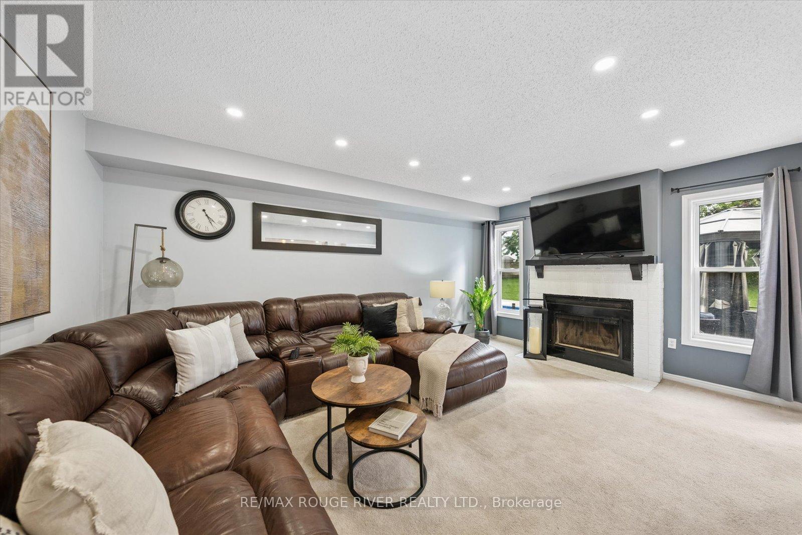 6 Snowden Court, Clarington (Newcastle), Ontario  L1B 1E7 - Photo 13 - E13430280