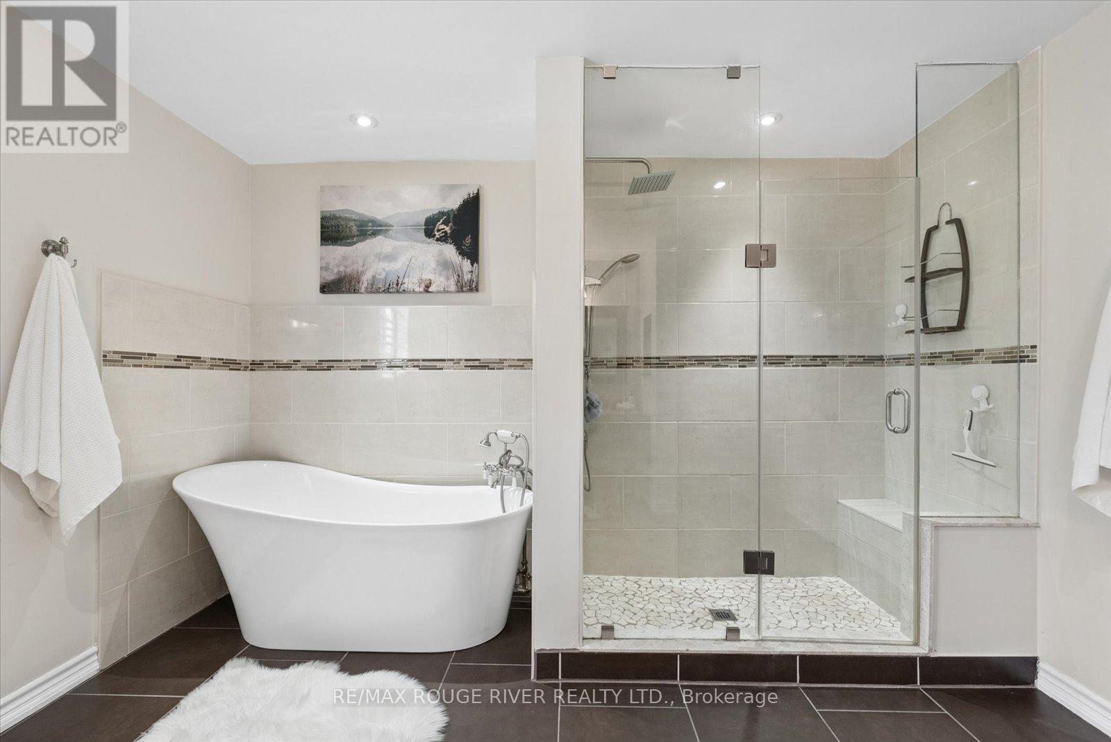 6 Snowden Court, Clarington (Newcastle), Ontario  L1B 1E7 - Photo 20 - E13430280