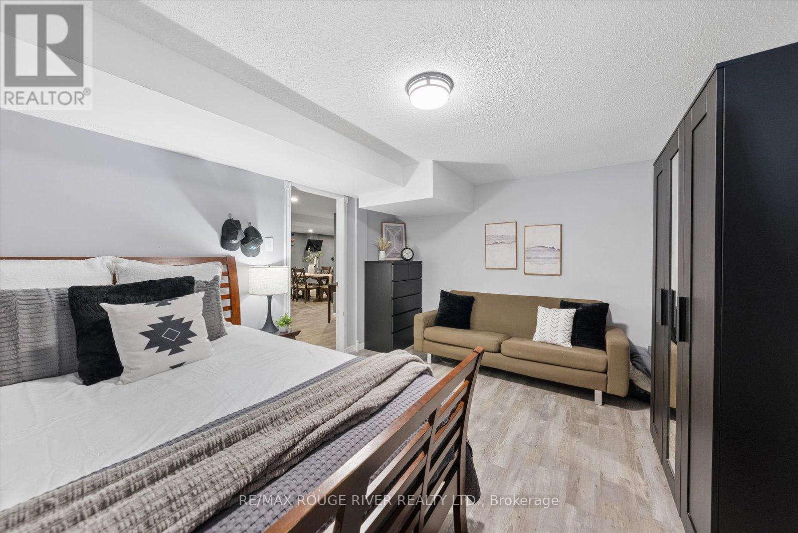 6 Snowden Court, Clarington (Newcastle), Ontario  L1B 1E7 - Photo 33 - E13430280