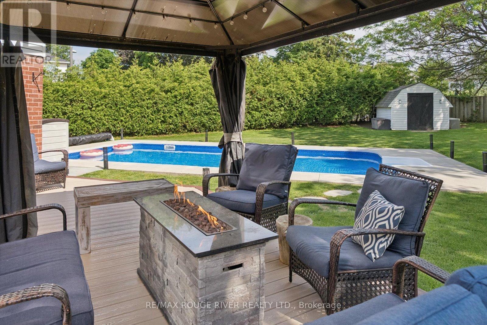 6 Snowden Court, Clarington (Newcastle), Ontario  L1B 1E7 - Photo 37 - E13430280