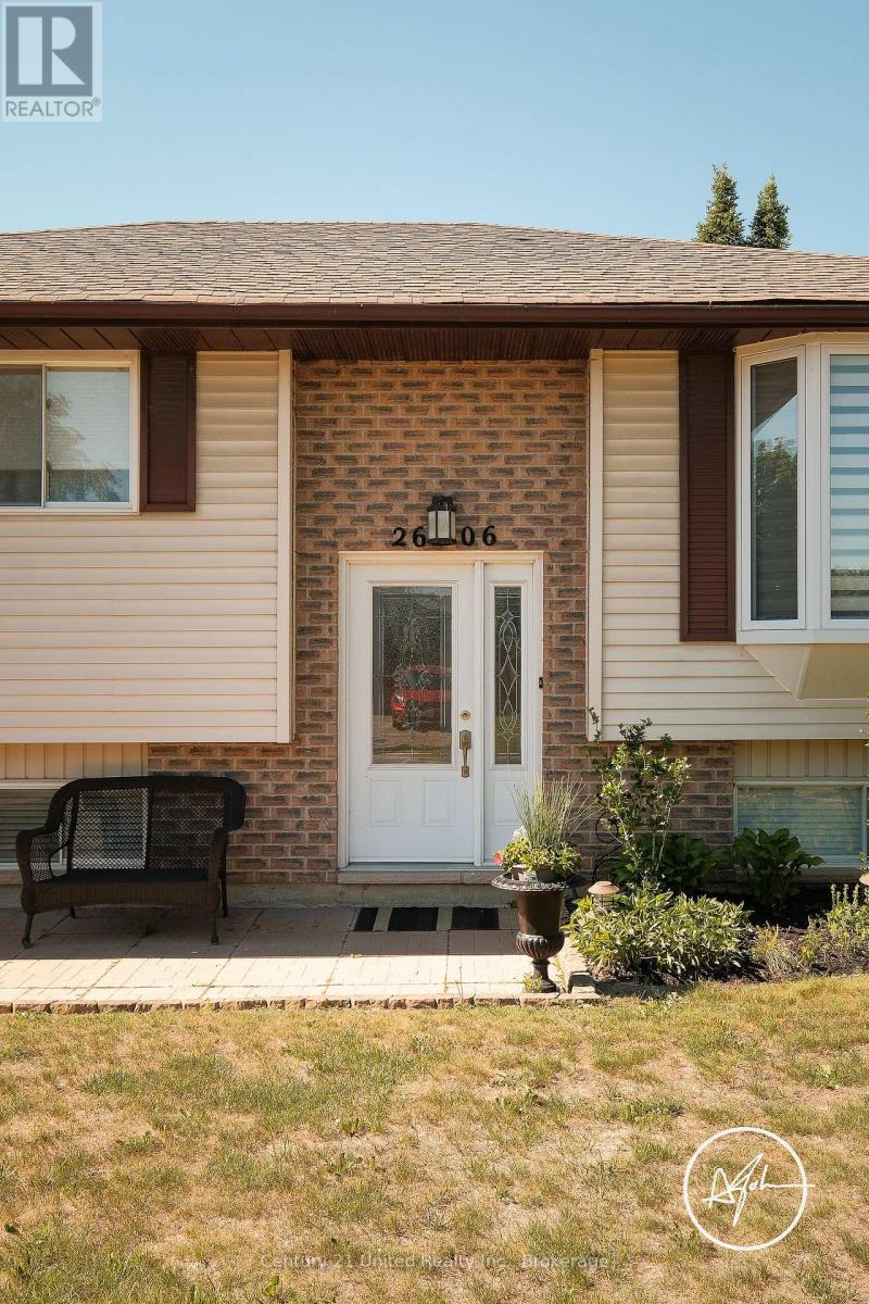 2606 Foxmeadow Road, Peterborough (Ashburnham Ward 4), Ontario  K9L 1X3 - Photo 2 - X13430482