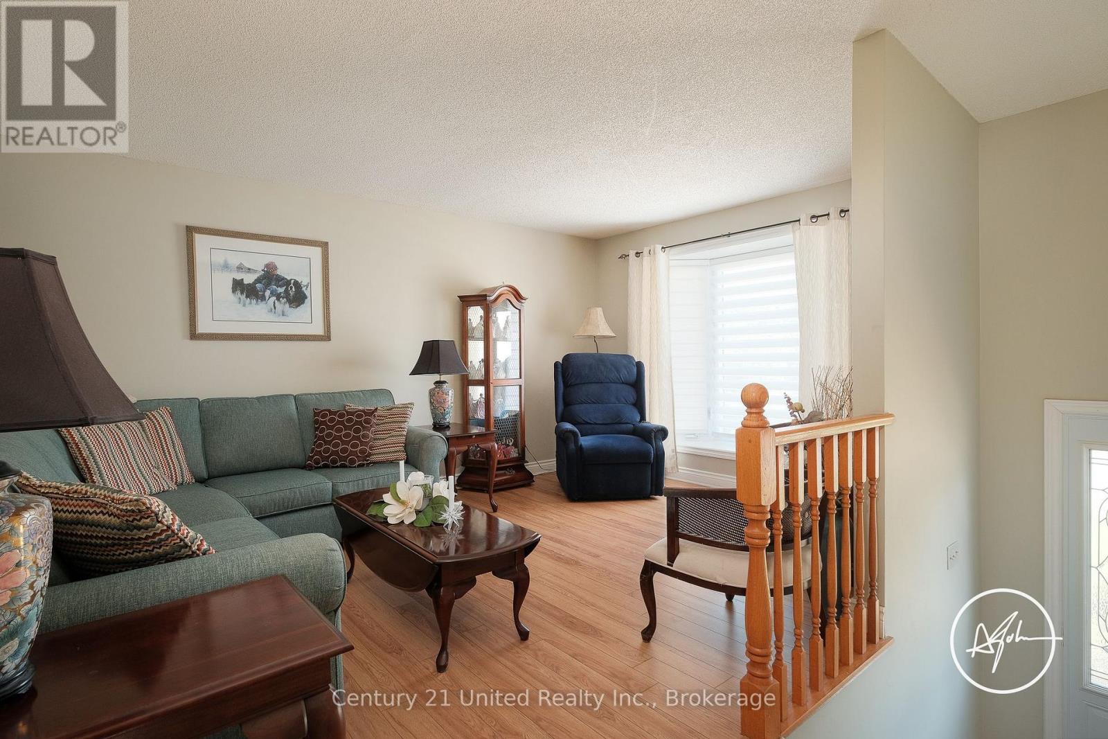 2606 Foxmeadow Road, Peterborough (Ashburnham Ward 4), Ontario  K9L 1X3 - Photo 4 - X13430482