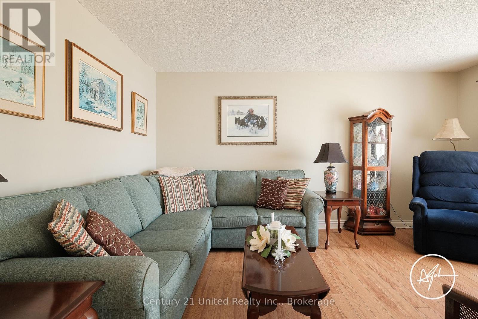2606 Foxmeadow Road, Peterborough (Ashburnham Ward 4), Ontario  K9L 1X3 - Photo 5 - X13430482