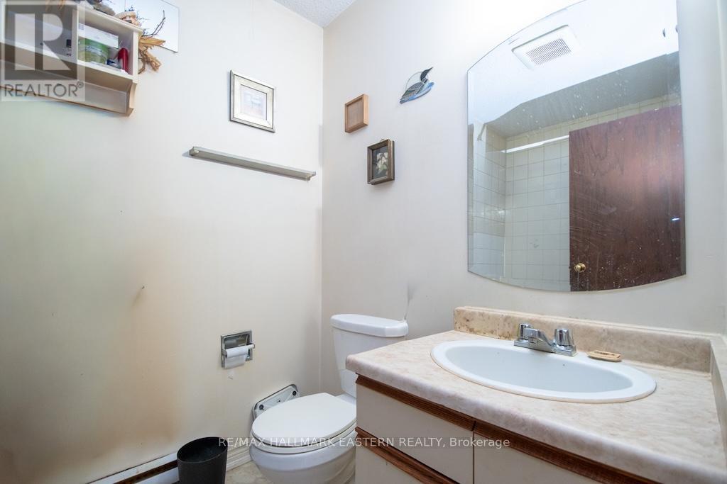 813 Water St. & 11 Argyle Street, Peterborough (Northcrest Ward 5), Ontario  K9H 3N7 - Photo 28 - X13430648