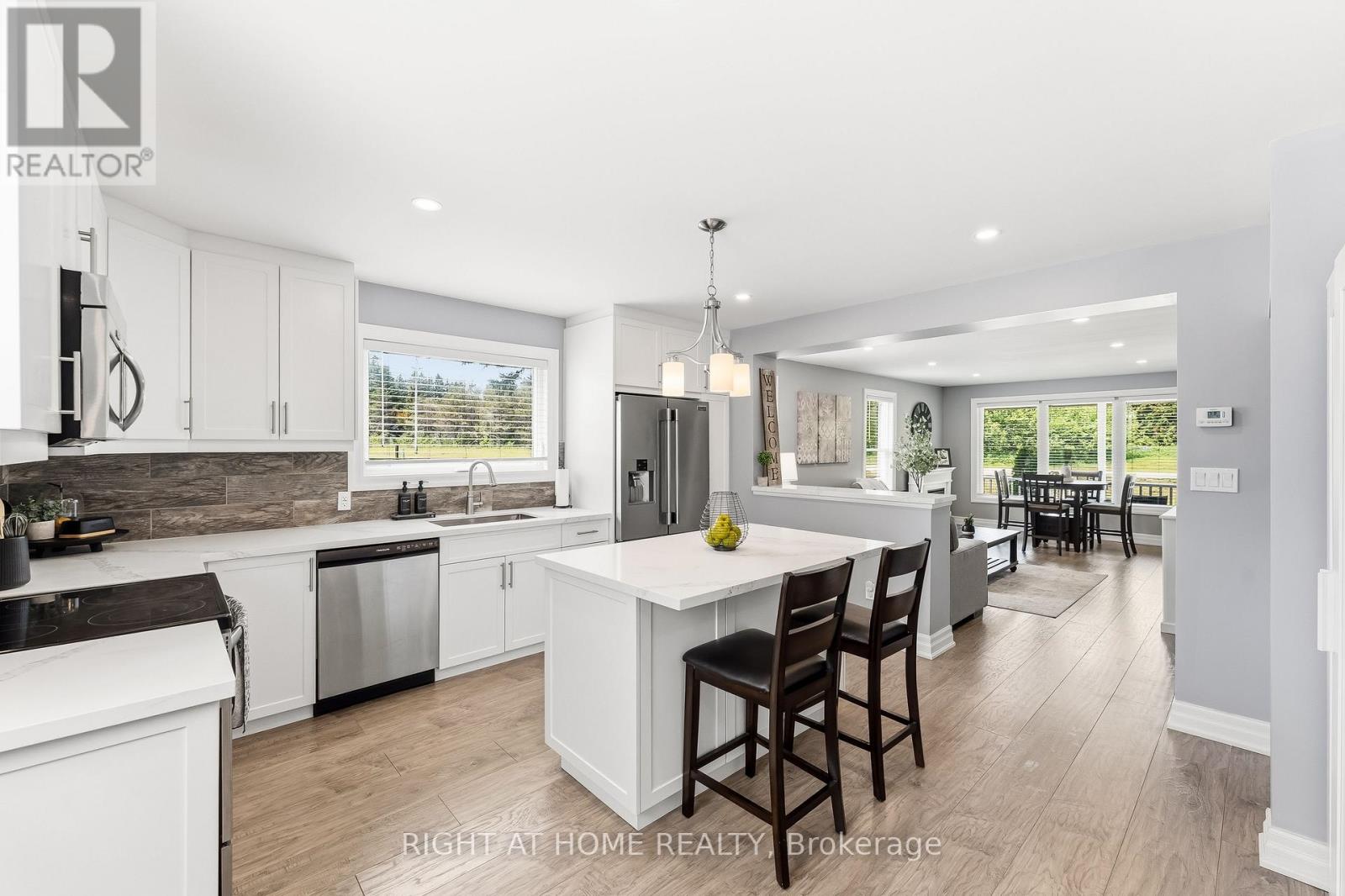 20 Amelia Street, Kawartha Lakes (Pontypool), Ontario  L0A 1K0 - Photo 4 - X13430658