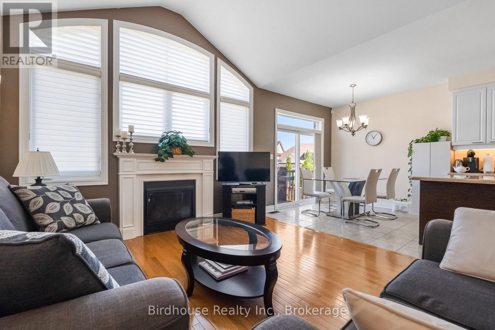 42 Logan Lane, Kawartha Lakes (Lindsay), Ontario  K9V 0L6 - Photo 10 - X13432014