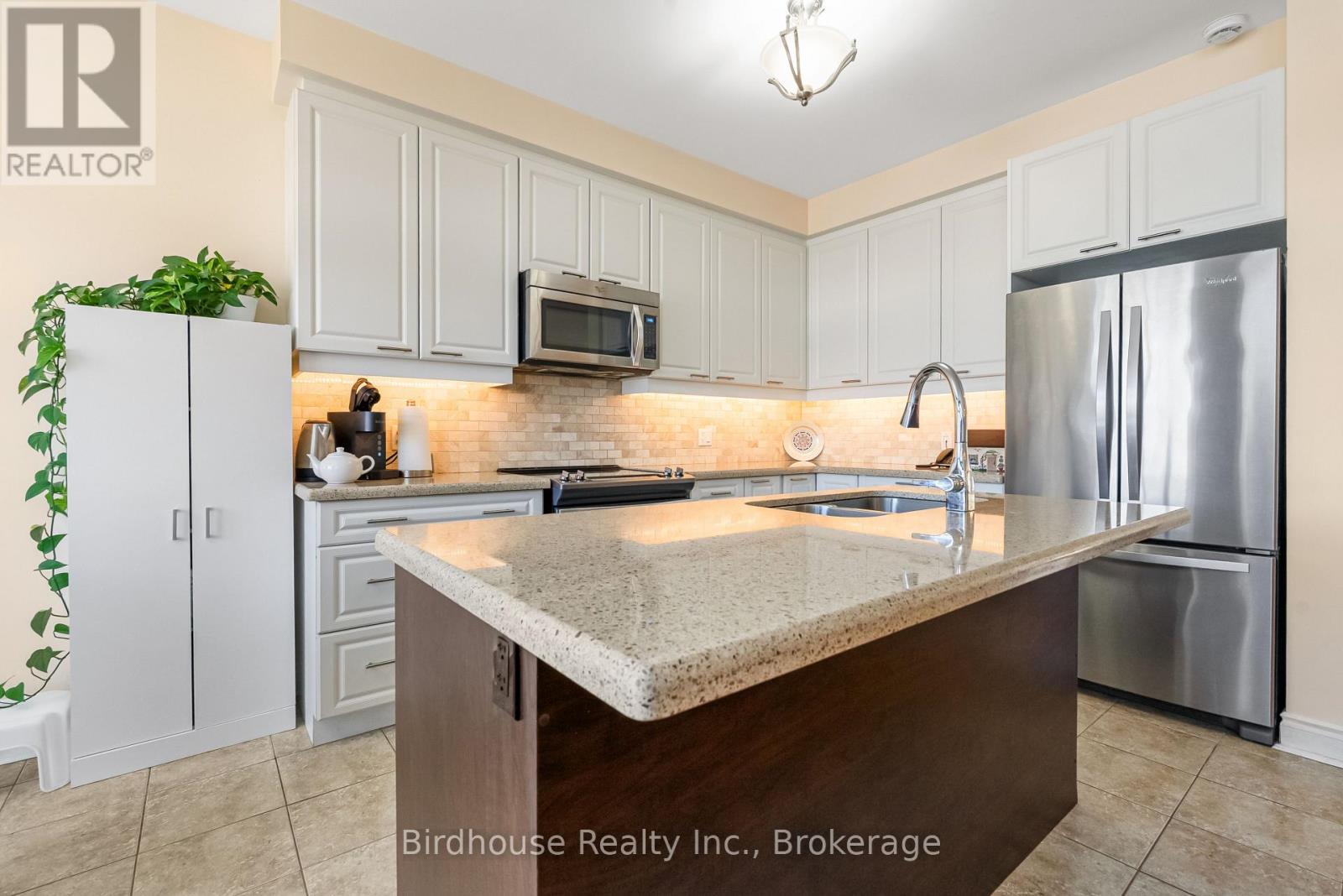 42 Logan Lane, Kawartha Lakes (Lindsay), Ontario  K9V 0L6 - Photo 12 - X13432014