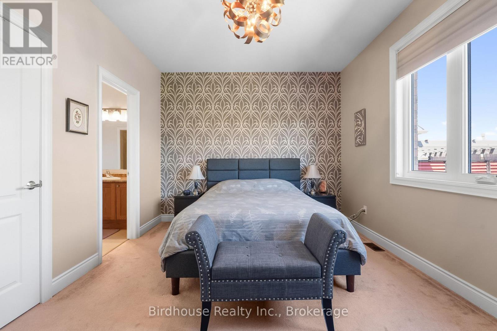 42 Logan Lane, Kawartha Lakes (Lindsay), Ontario  K9V 0L6 - Photo 18 - X13432014