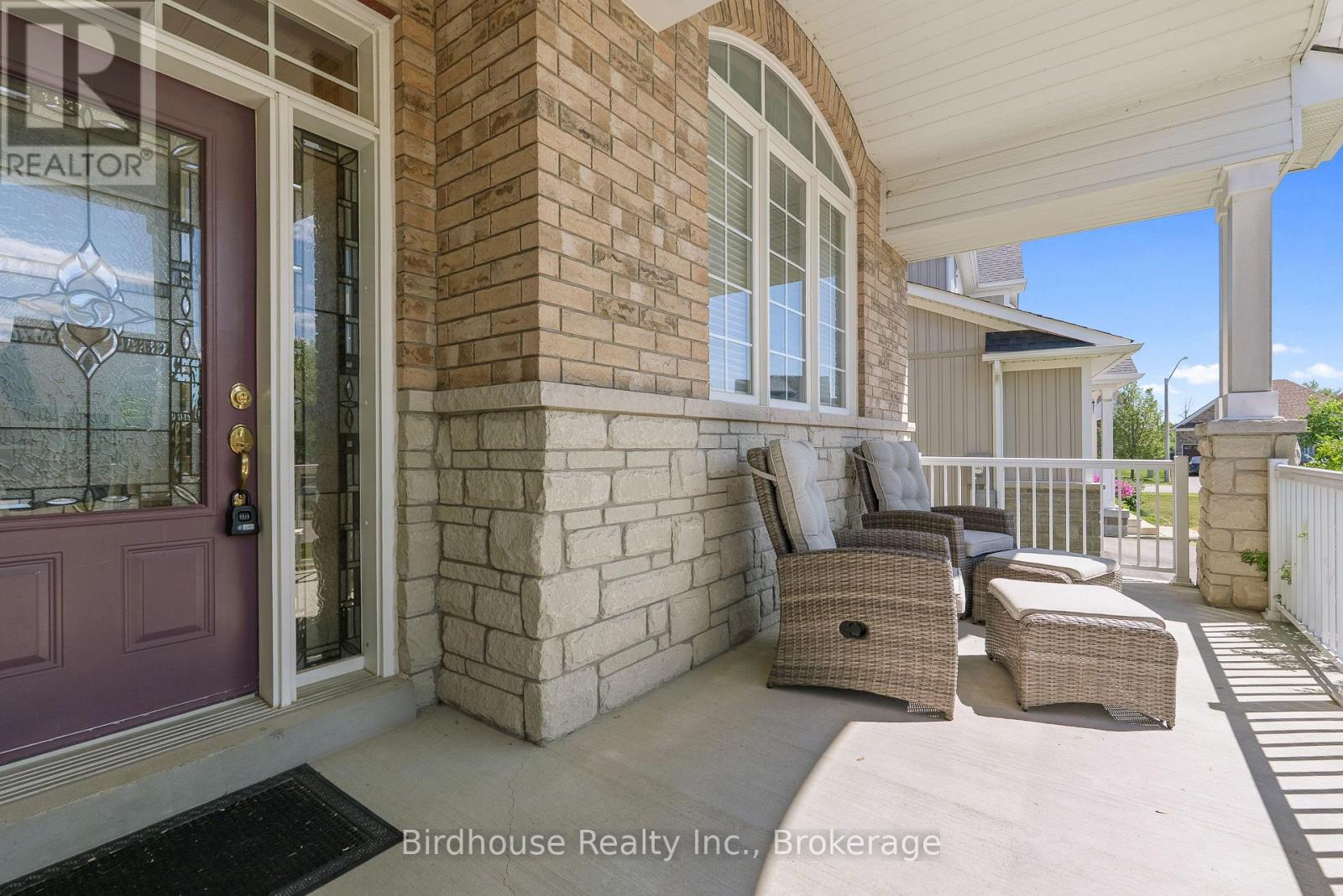 42 Logan Lane, Kawartha Lakes (Lindsay), Ontario  K9V 0L6 - Photo 3 - X13432014