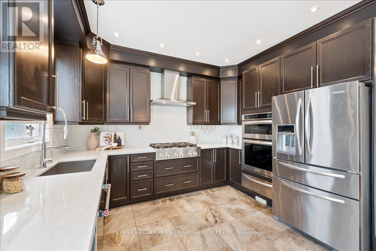 127 Grady Drive, Clarington (Newcastle), Ontario  L1B 0C6 - Photo 10 - E13431812