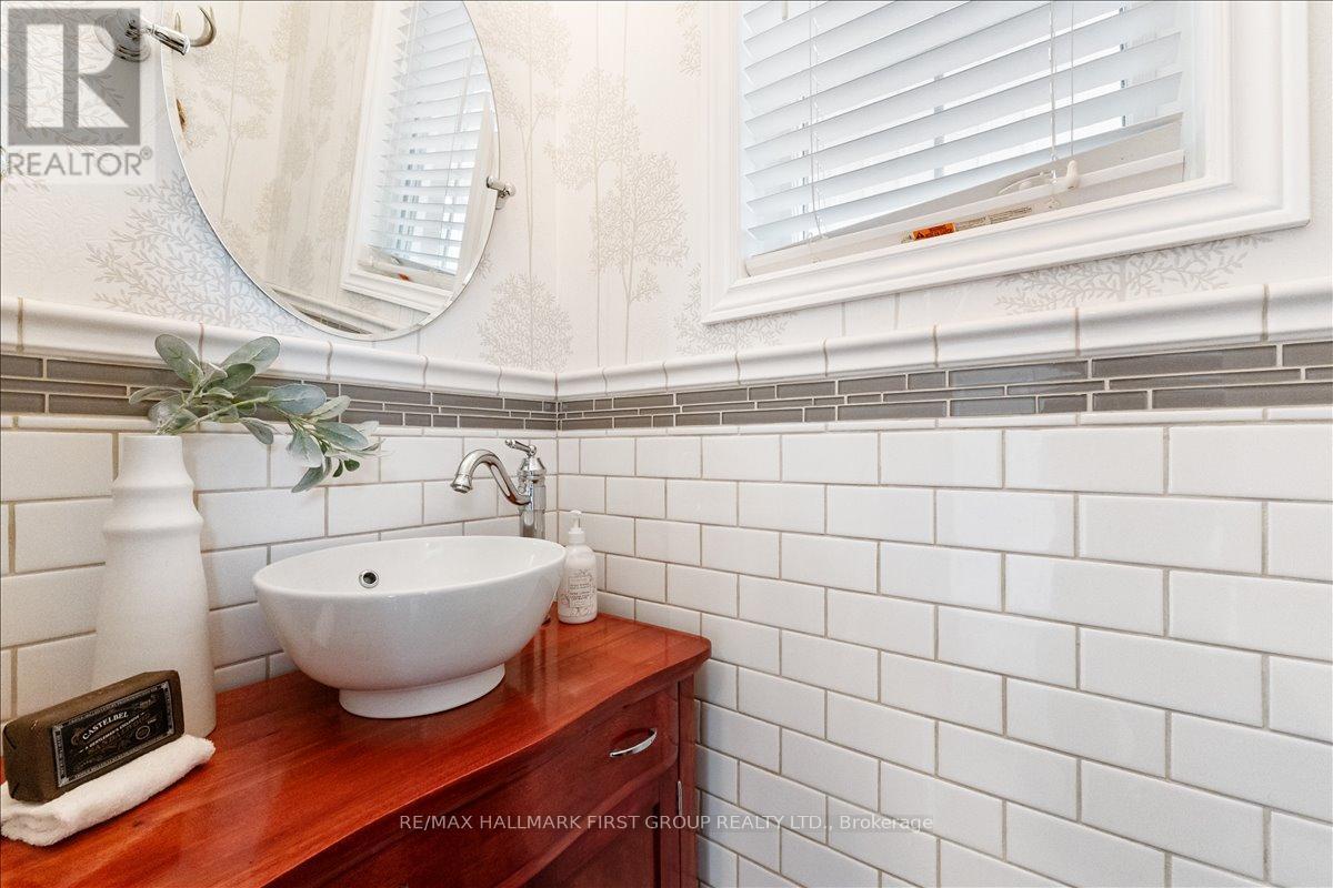 127 Grady Drive, Clarington (Newcastle), Ontario  L1B 0C6 - Photo 17 - E13431812