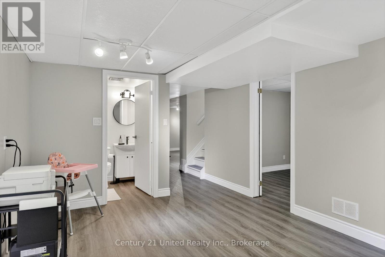 12 Emily Court, Kawartha Lakes (Emily), Ontario  K0L 2W0 - Photo 32 - X13432366