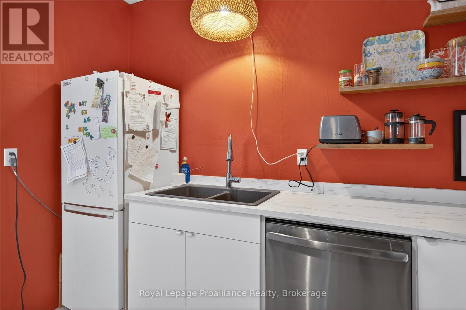 590 Murray Street, Peterborough (Town Ward 3), Ontario  K9H 2V1 - Photo 14 - X13433324