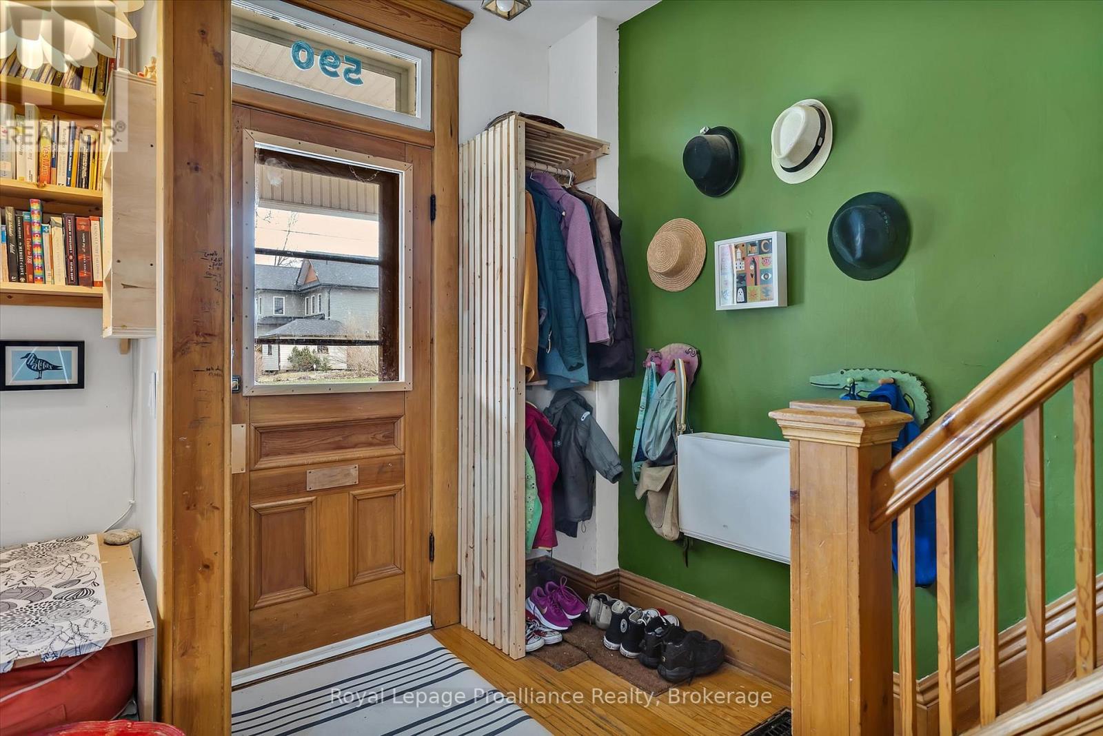 590 Murray Street, Peterborough (Town Ward 3), Ontario  K9H 2V1 - Photo 4 - X13433324