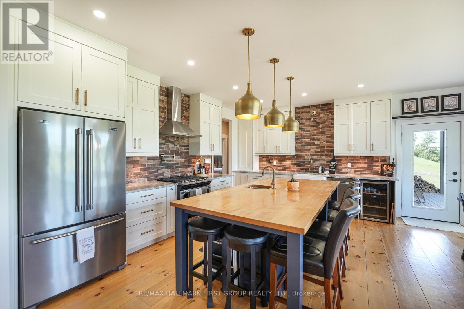 833 Iron Woods Drive, Douro-Dummer, Ontario  K0L 2A0 - Photo 10 - X13433064