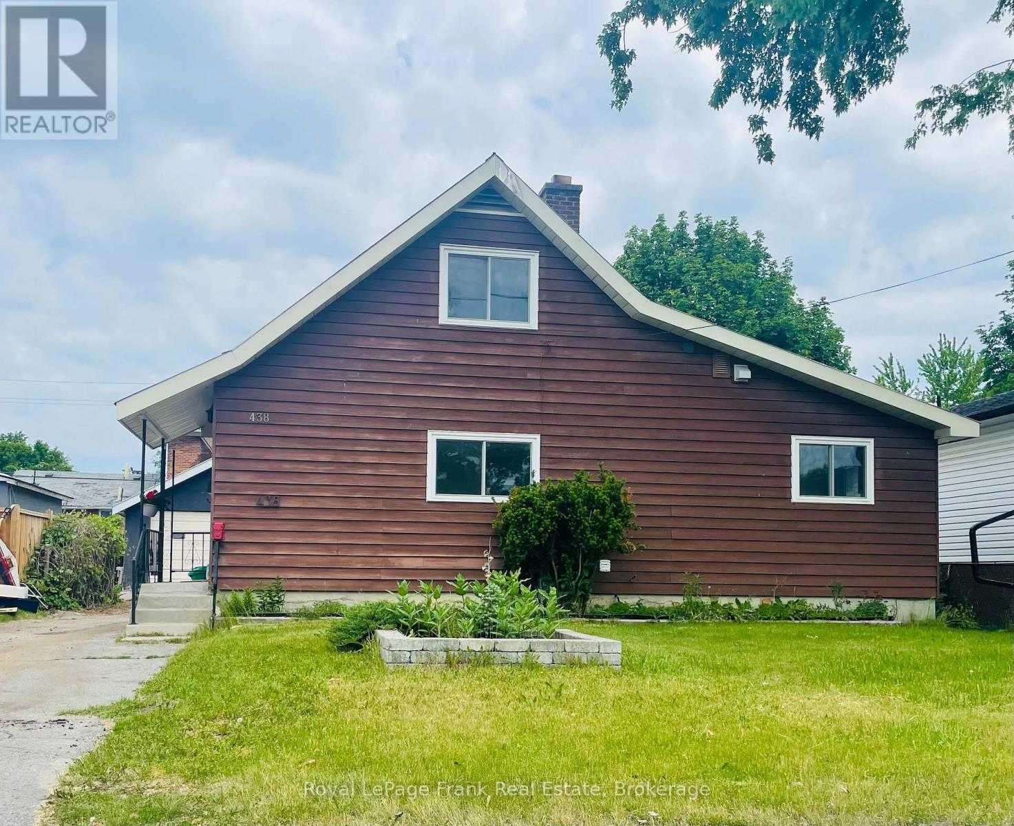438 Rose Avenue, Peterborough (Otonabee Ward 1), Ontario  K9J 4E4 - Photo 2 - X13434242