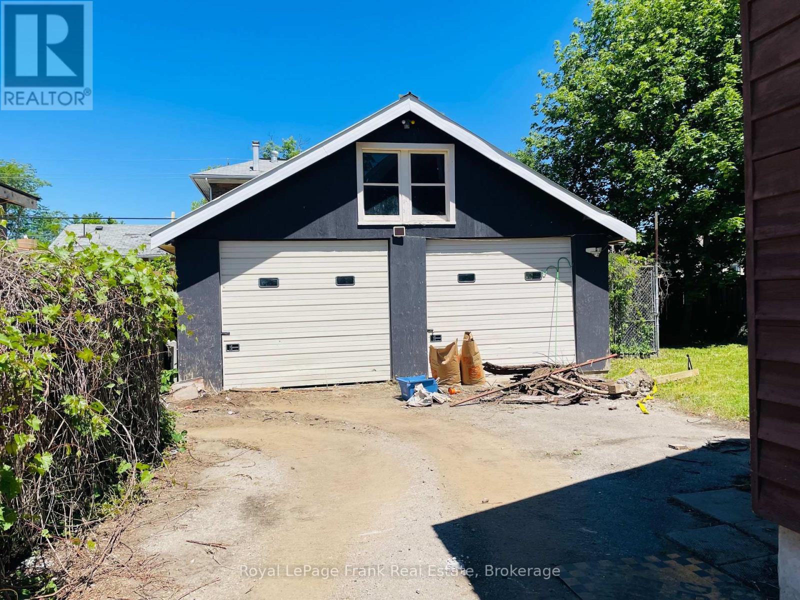 438 Rose Avenue, Peterborough (Otonabee Ward 1), Ontario  K9J 4E4 - Photo 4 - X13434242