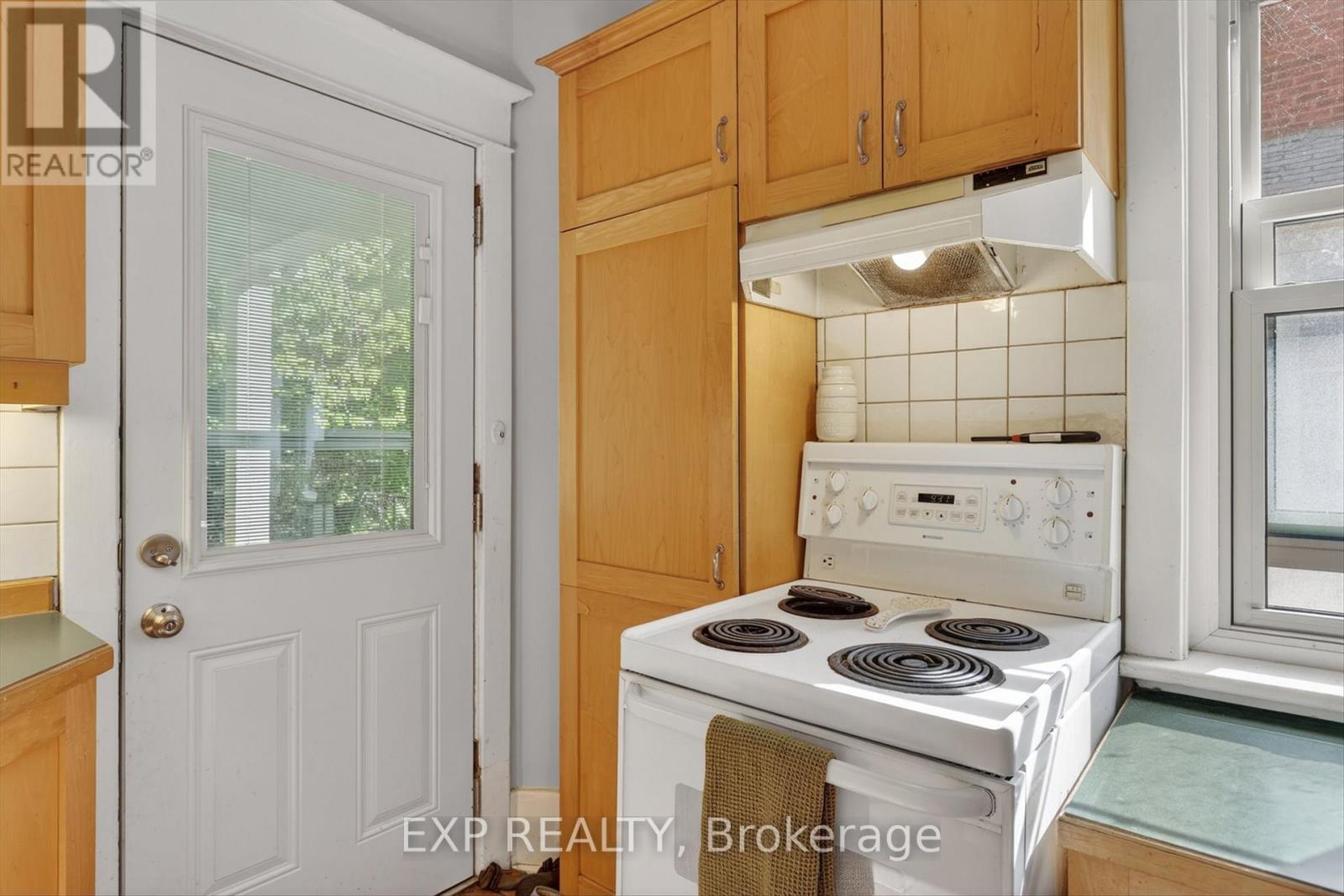 498 Mcdonnel Street, Peterborough (Town Ward 3), Ontario  K9H 2X8 - Photo 19 - X13434016