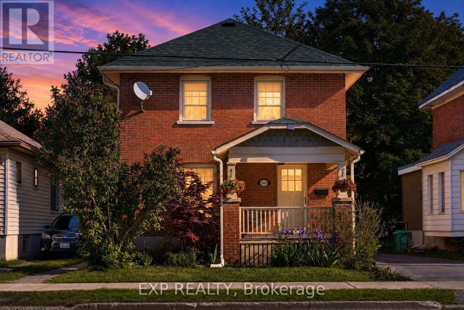 498 Mcdonnel Street, Peterborough (Town Ward 3), Ontario  K9H 2X8 - Photo 3 - X13434016