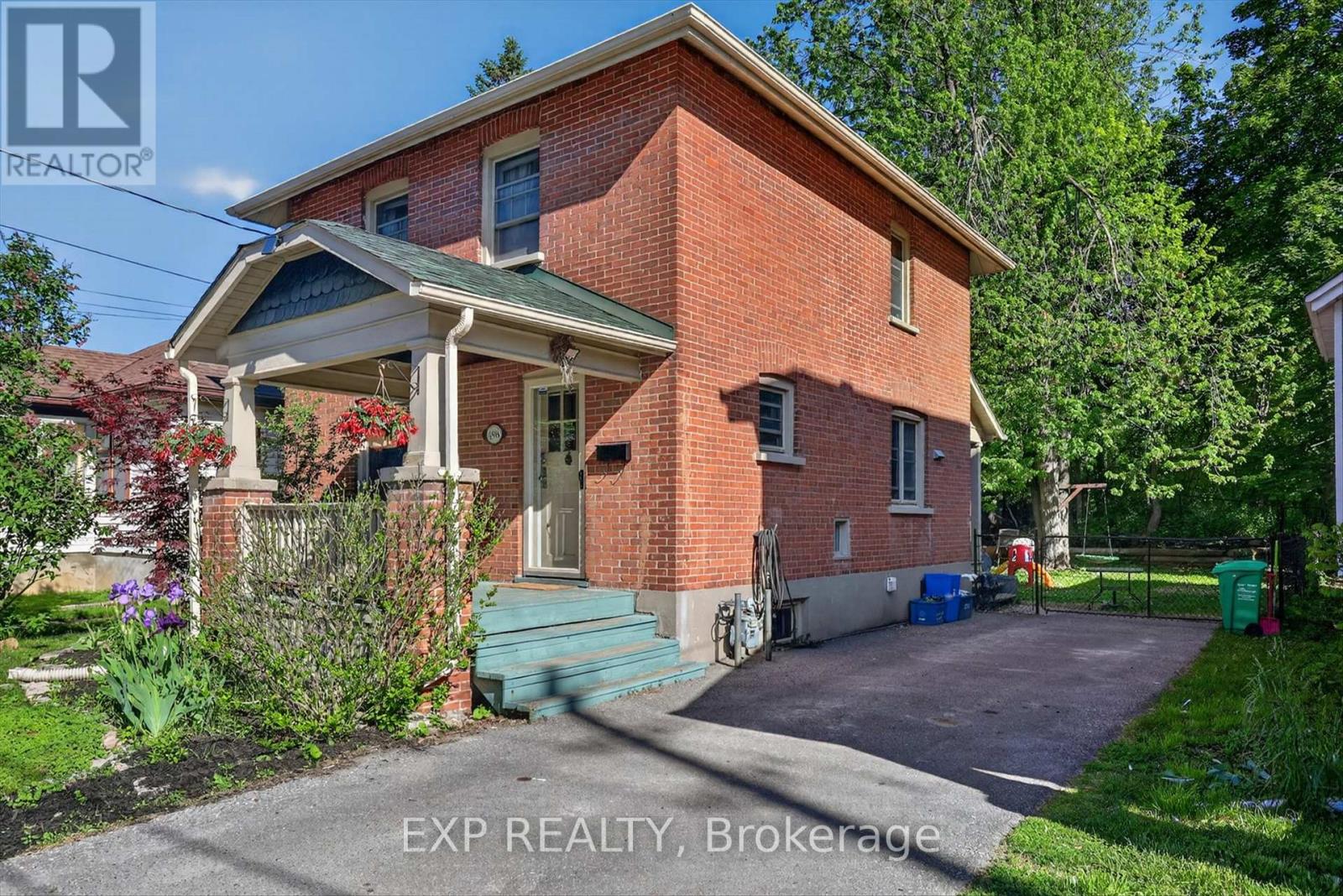 498 Mcdonnel Street, Peterborough (Town Ward 3), Ontario  K9H 2X8 - Photo 5 - X13434016