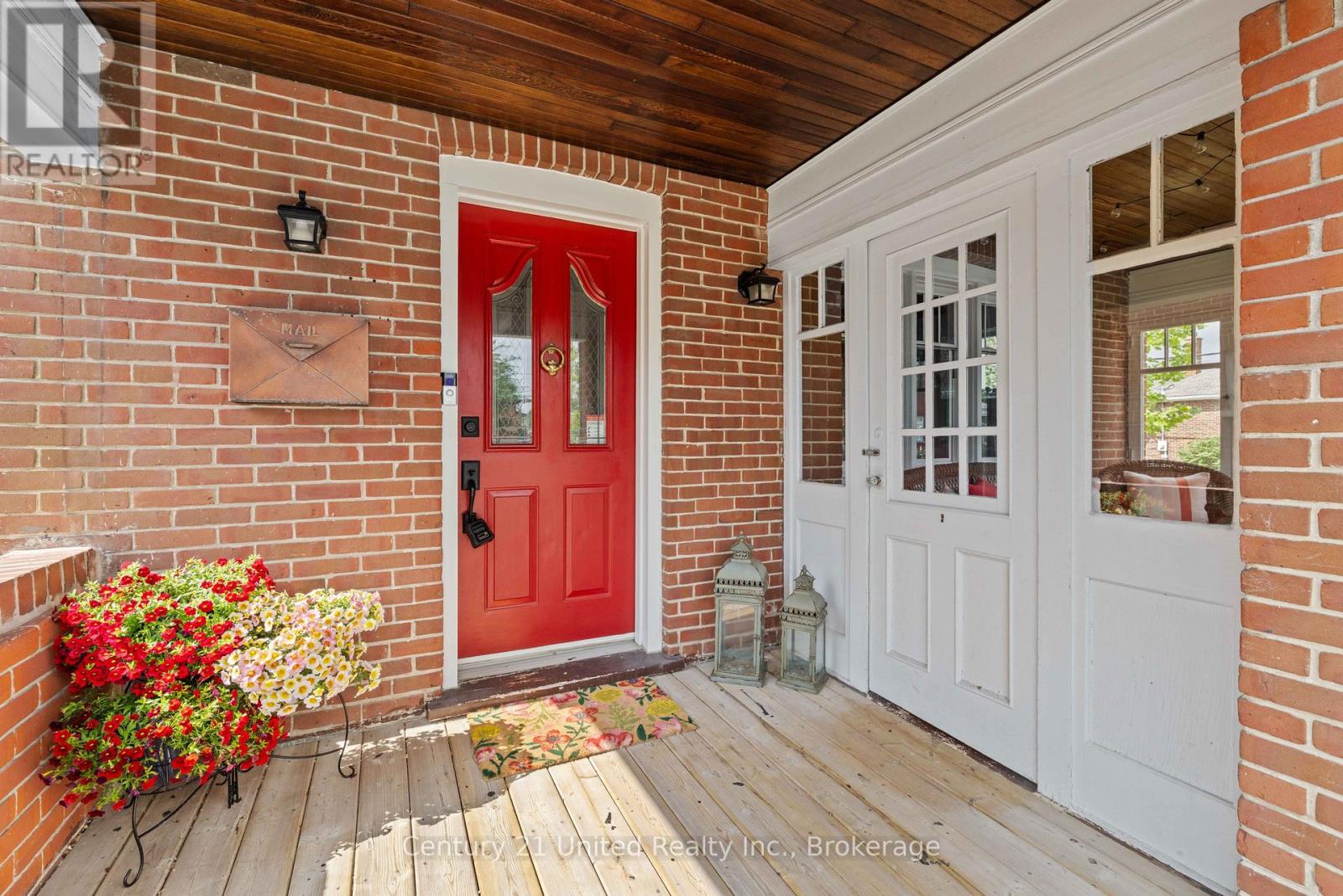 232 Prince Street, Peterborough (Town Ward 3), Ontario  K9J 2A5 - Photo 2 - X13434620