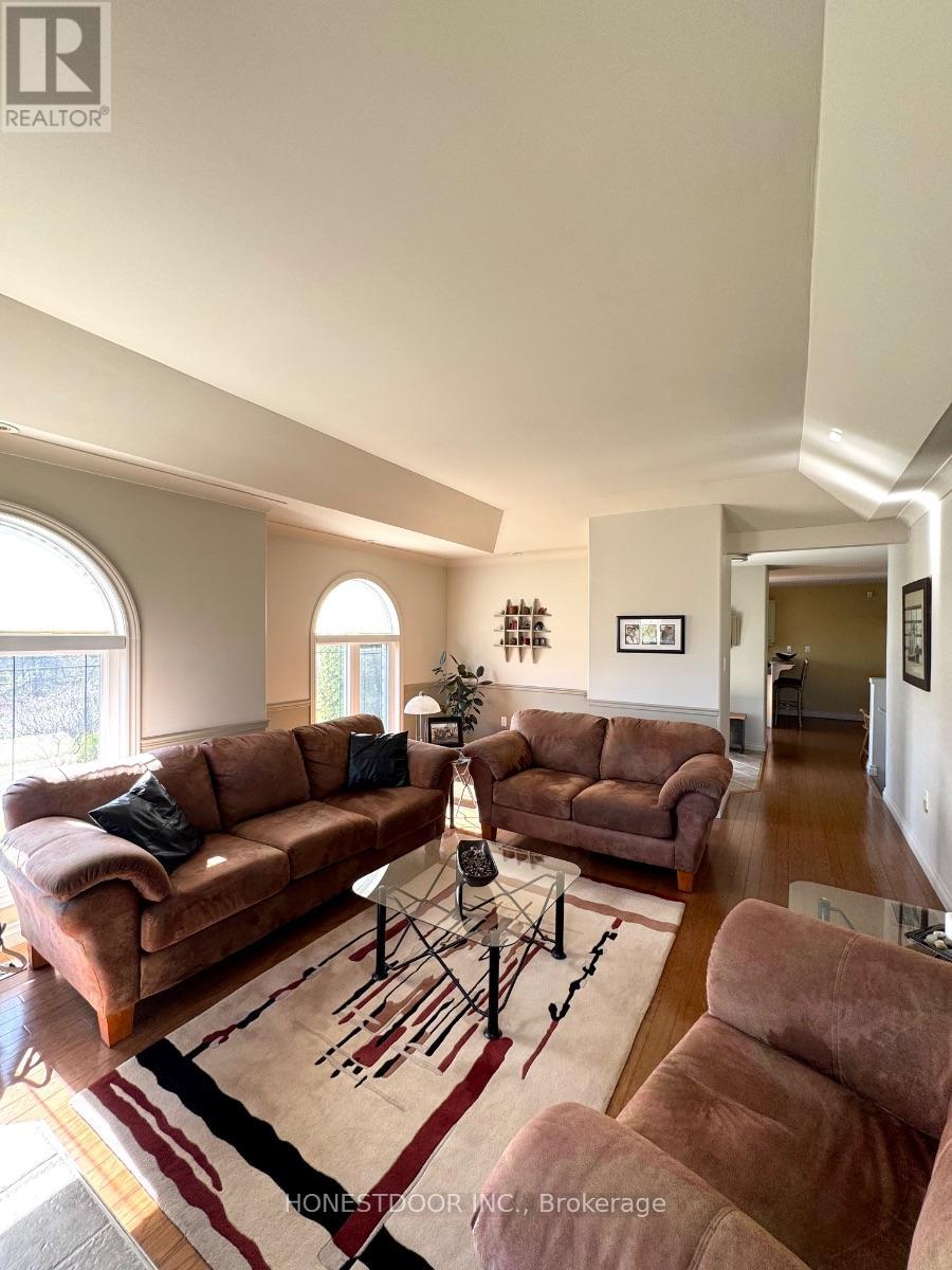 1472 Heritage Line, Otonabee-South Monaghan, Ontario  K0L 2G0 - Photo 5 - X13434814