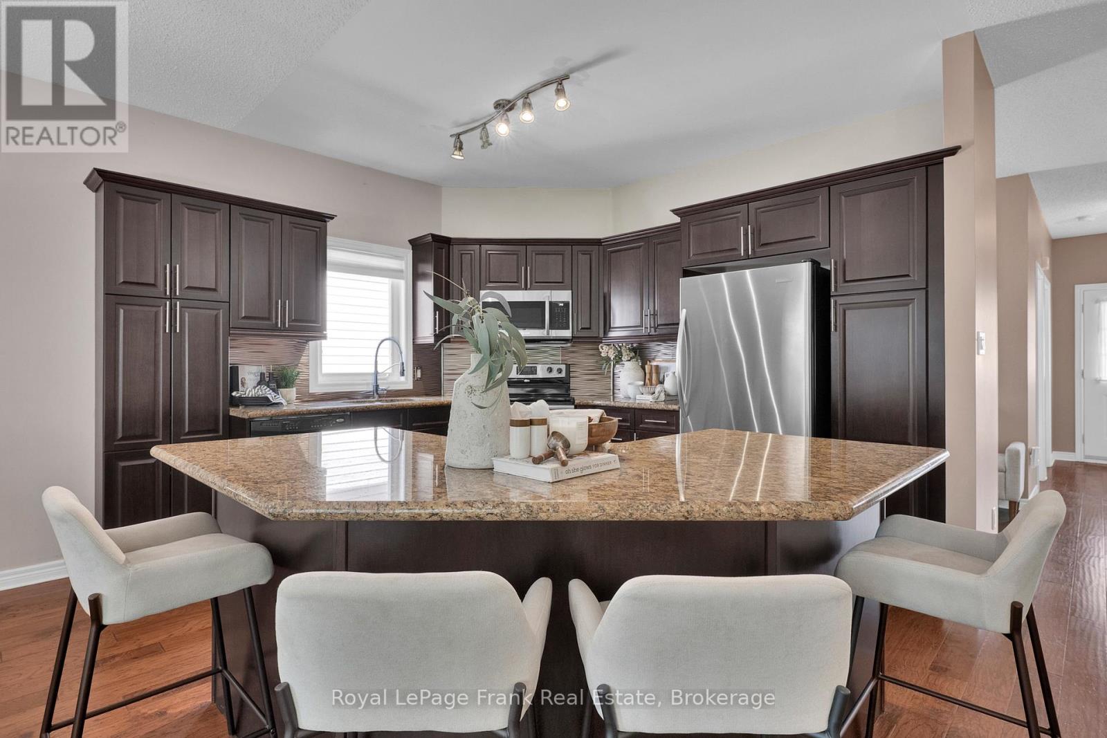 20 Kissingbridge Lane, Clarington (Newcastle), Ontario  L1B 0B2 - Photo 13 - E13435906
