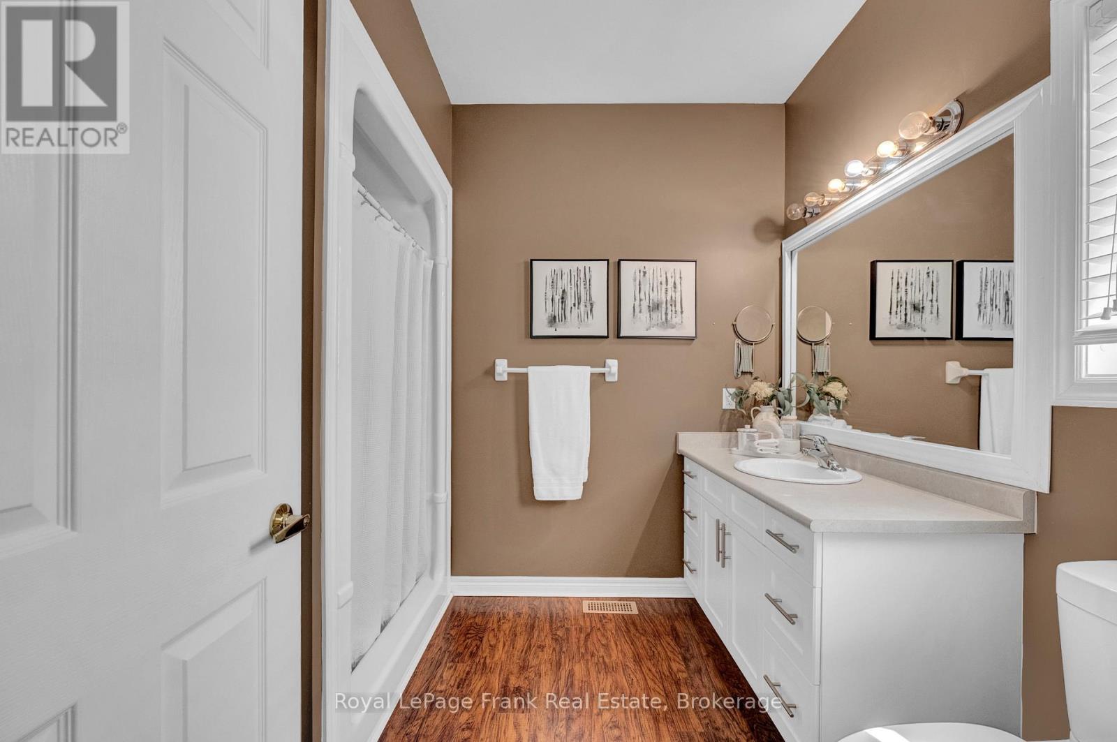 20 Kissingbridge Lane, Clarington (Newcastle), Ontario  L1B 0B2 - Photo 16 - E13435906