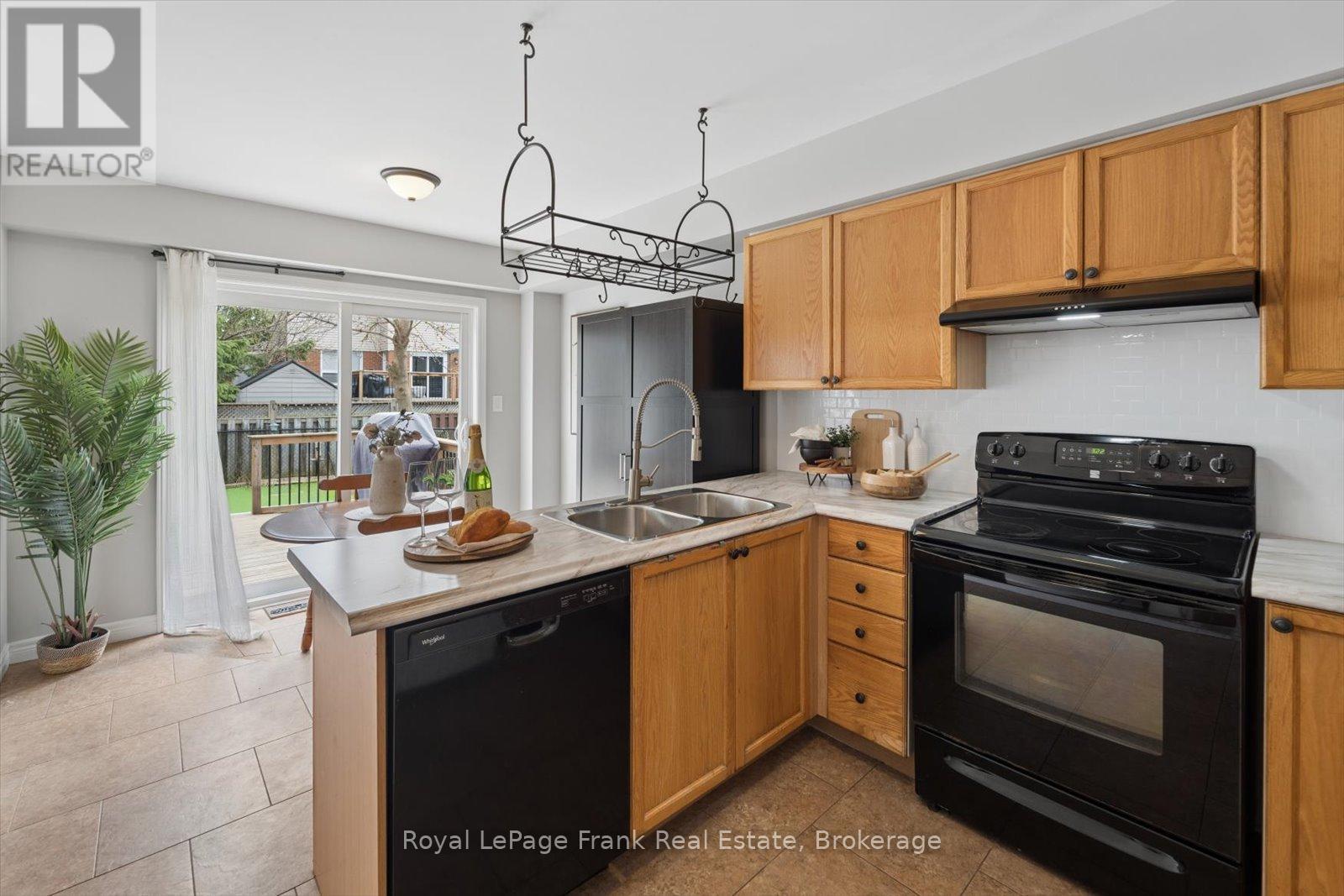 31 Lang Court, Kawartha Lakes (Lindsay), Ontario  K9V 6E5 - Photo 17 - X13435874