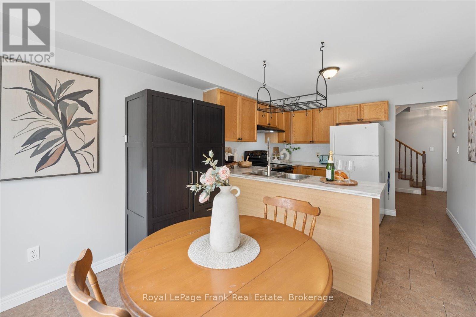 31 Lang Court, Kawartha Lakes (Lindsay), Ontario  K9V 6E5 - Photo 18 - X13435874