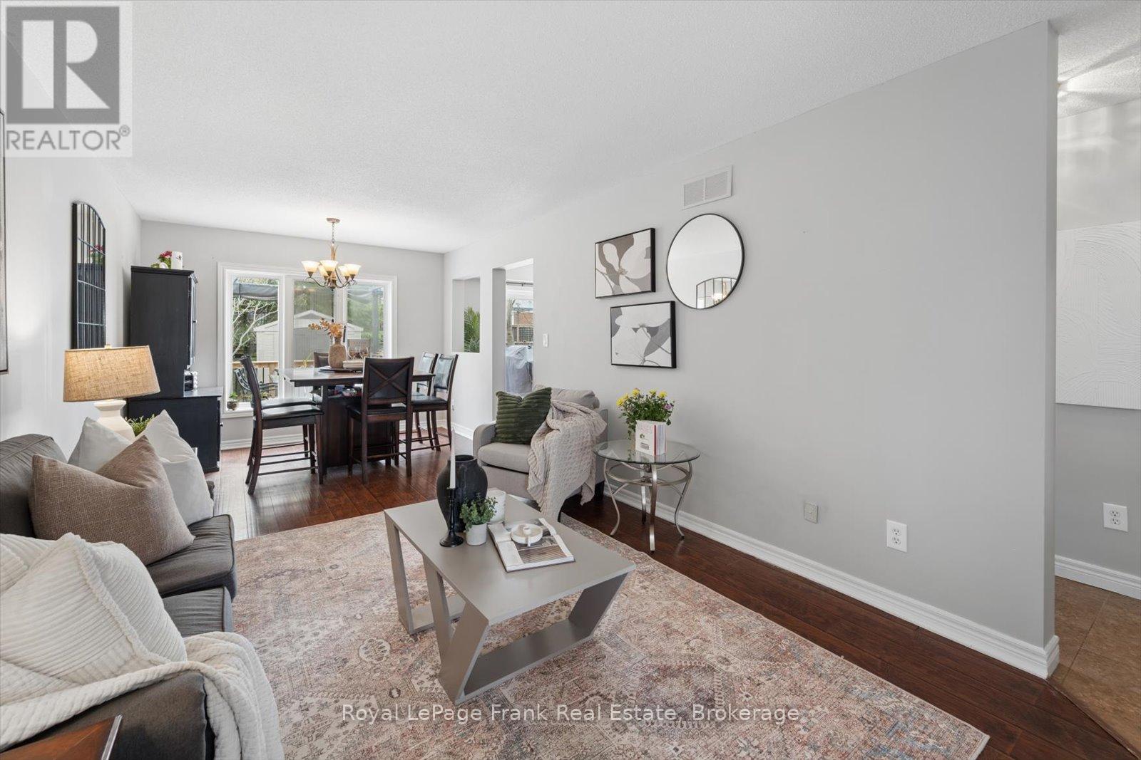 31 Lang Court, Kawartha Lakes (Lindsay), Ontario  K9V 6E5 - Photo 8 - X13435874