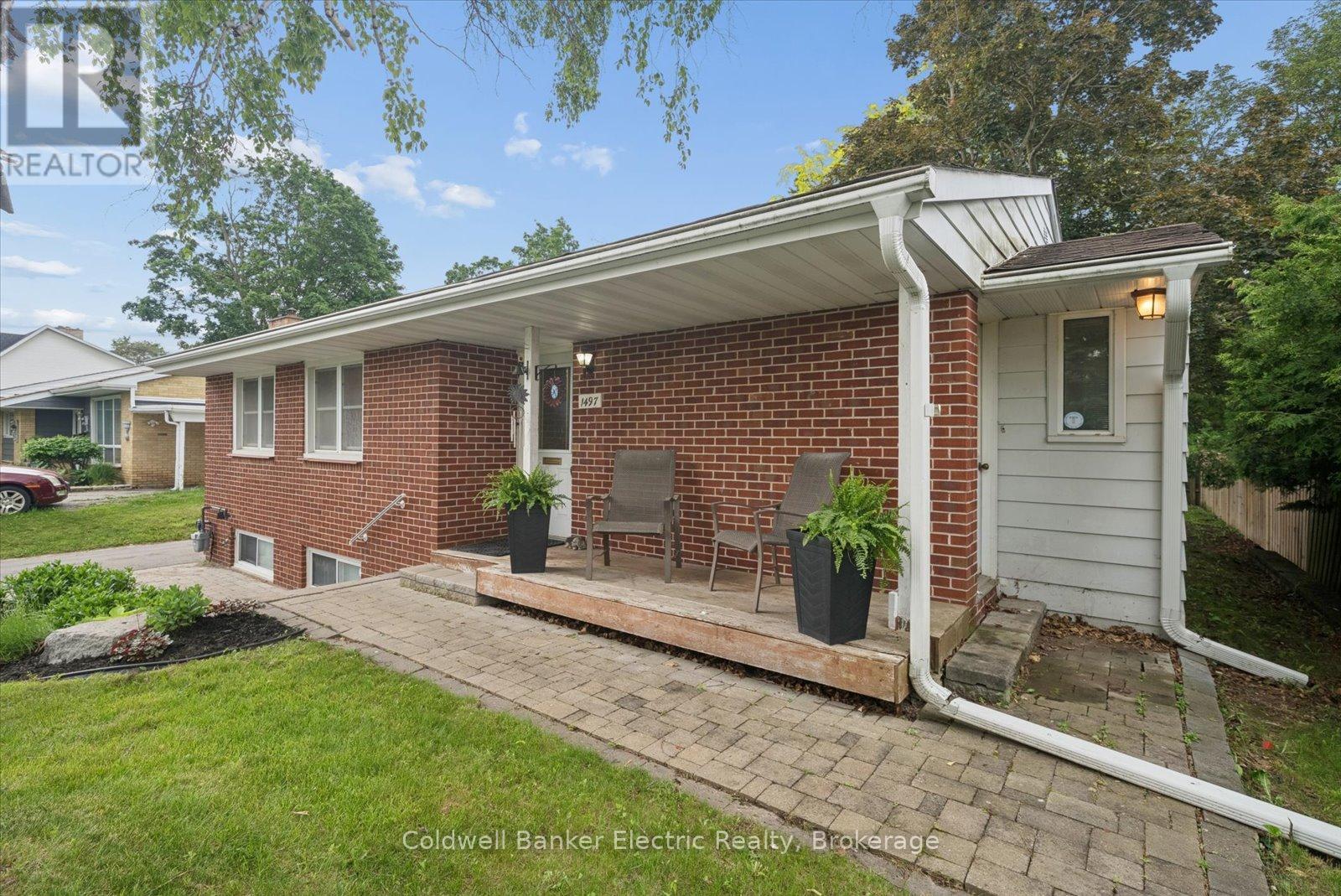 1497 Mayfair Avenue, Peterborough (Monaghan Ward 2), Ontario  K9J 6T3 - Photo 4 - X13435988