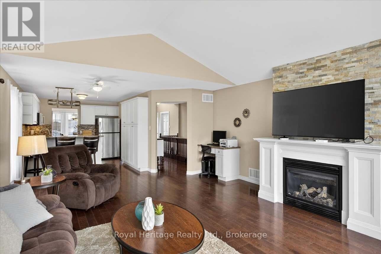 2 Liam Street, Kawartha Lakes (Lindsay), Ontario  K9V 0J3 - Photo 16 - X13437440