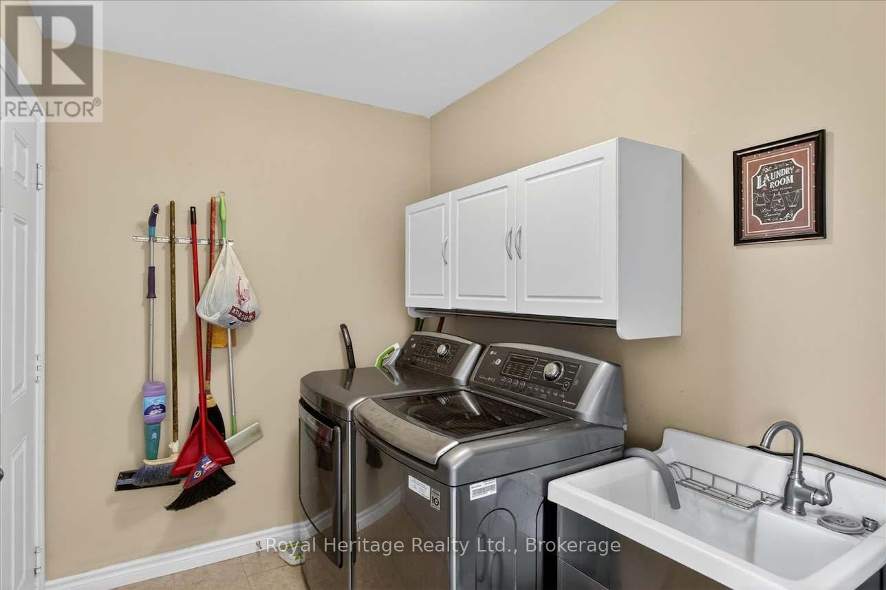 2 Liam Street, Kawartha Lakes (Lindsay), Ontario  K9V 0J3 - Photo 33 - X13437440