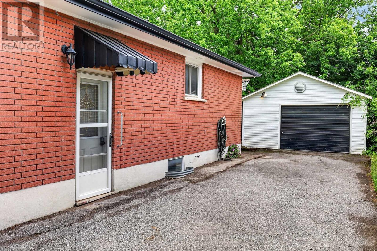 489 Raymond Street, Peterborough (Northcrest Ward 5), Ontario  K9H 5M7 - Photo 37 - X13437632