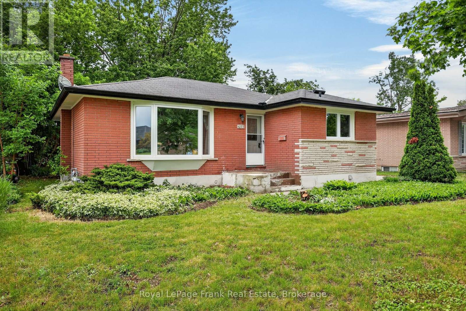 489 Raymond Street, Peterborough (Northcrest Ward 5), Ontario  K9H 5M7 - Photo 4 - X13437632