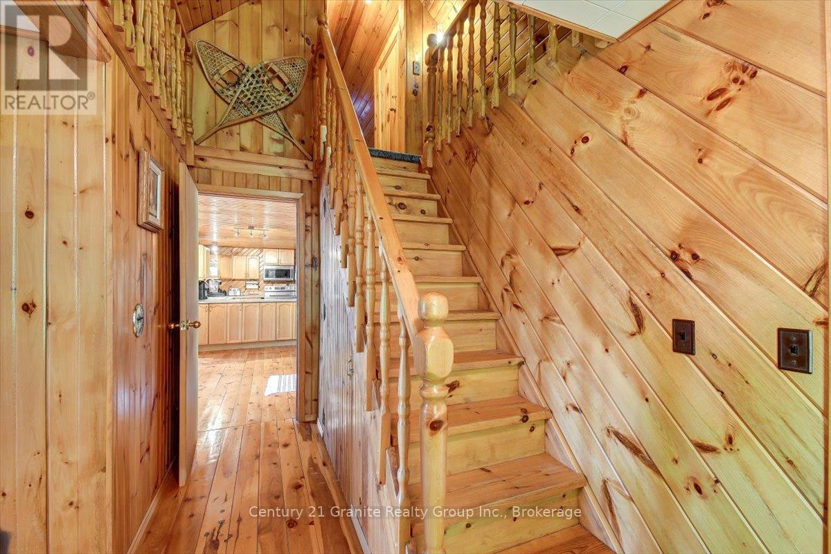 2077 Mink Lake Road, Hastings Highlands (Mcclure Ward), Ontario  K0L 1P0 - Photo 22 - X13437656