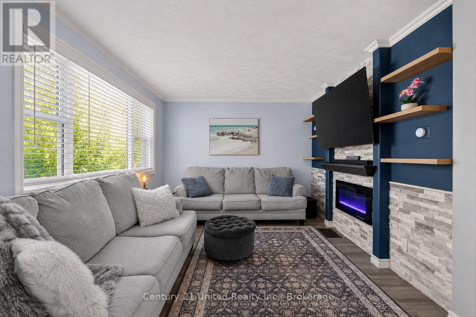 359 Mcgill Street, Peterborough (Otonabee Ward 1), Ontario  K9J 1W6 - Photo 5 - X13437816