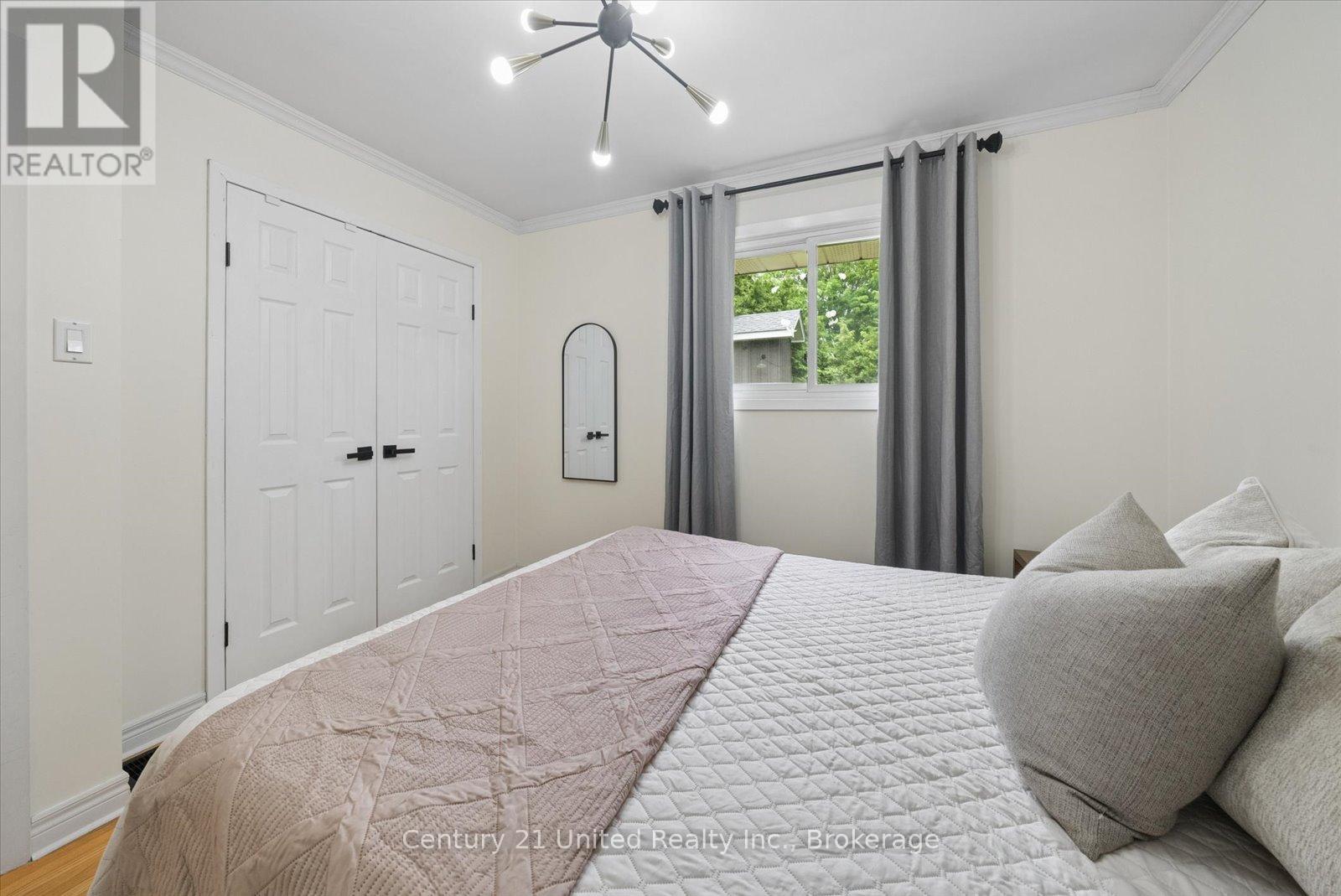 1267 Amundsen Avenue, Peterborough (Northcrest Ward 5), Ontario  K9H 6T5 - Photo 14 - X13437874