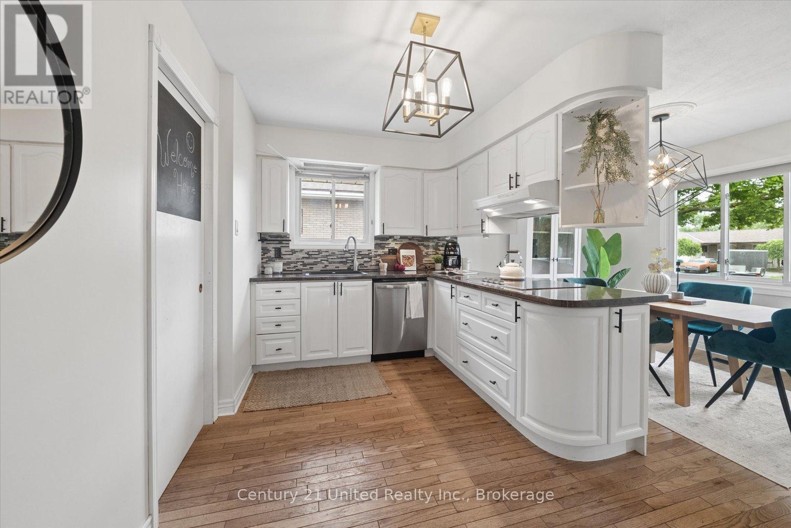 1267 Amundsen Avenue, Peterborough (Northcrest Ward 5), Ontario  K9H 6T5 - Photo 7 - X13437874