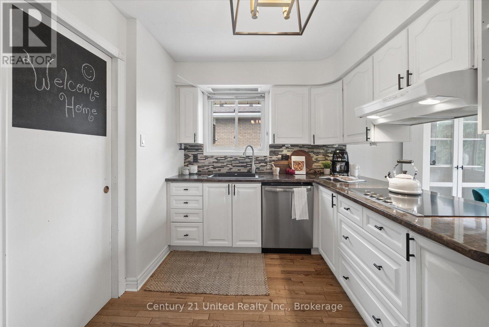 1267 Amundsen Avenue, Peterborough (Northcrest Ward 5), Ontario  K9H 6T5 - Photo 8 - X13437874
