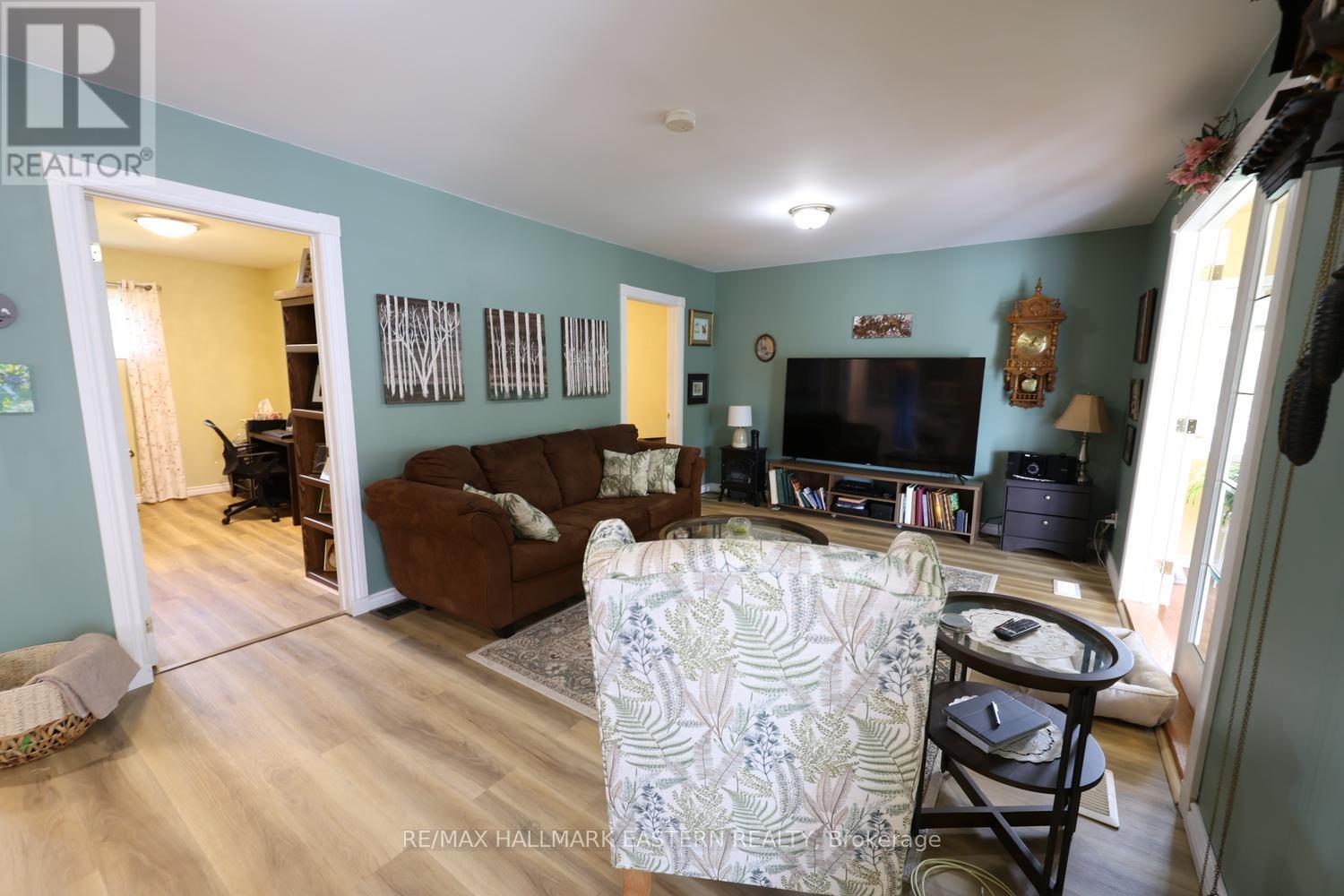 14 Alfred Street W, Havelock-Belmont-Methuen (Belmont-Methuen), Ontario  K0L 1Z0 - Photo 11 - X13437950