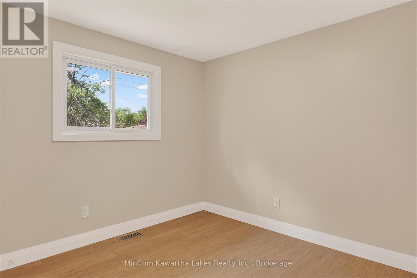 829 Orpington Road, Peterborough (Otonabee Ward 1), Ontario  K9J 4A6 - Photo 15 - X13438322